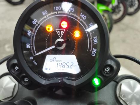 TRIUMPH Bobber 1200 , Foto 11