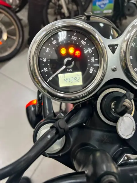 TRIUMPH Boneville T120 1200 , Foto 14