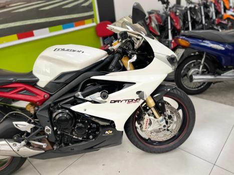 TRIUMPH Daytona 675 R ABS, Foto 8