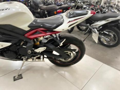 TRIUMPH Daytona 675 R ABS, Foto 11