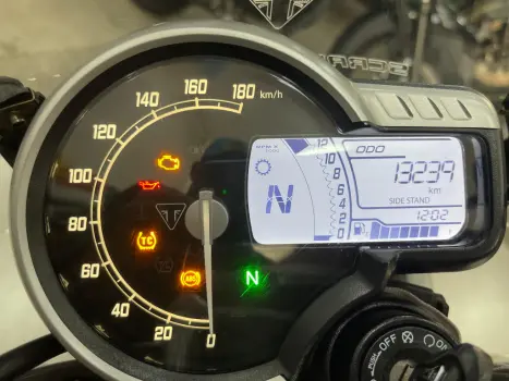 TRIUMPH Scrambler 400X , Foto 9