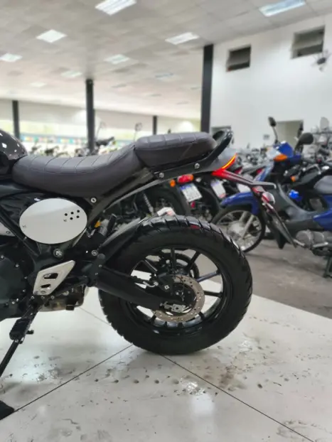 TRIUMPH Scrambler 400X , Foto 7