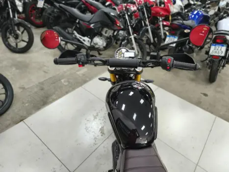 TRIUMPH Scrambler 400X , Foto 8