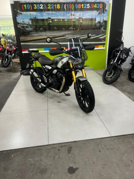 TRIUMPH Scrambler 400X , Foto 1