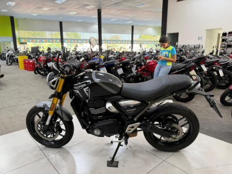 TRIUMPH Scrambler 400X , Foto 17