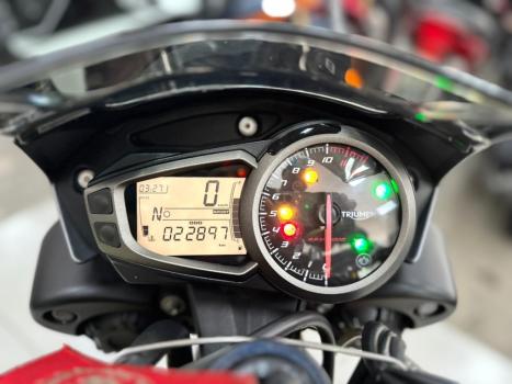 TRIUMPH Speed Triple 1050 R, Foto 8