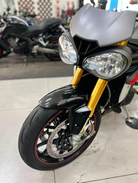 TRIUMPH Speed Triple 1050 , Foto 5