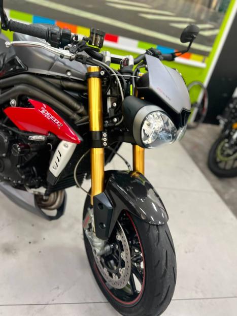 TRIUMPH Speed Triple 1050 , Foto 11