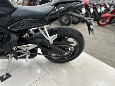 TRIUMPH Street Triple 765 R, Foto 3