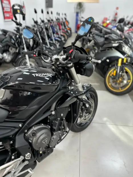 TRIUMPH Street Triple 765 R, Foto 4