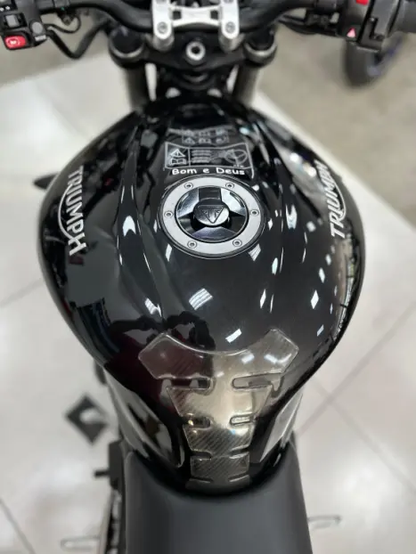 TRIUMPH Street Triple 765 R, Foto 5
