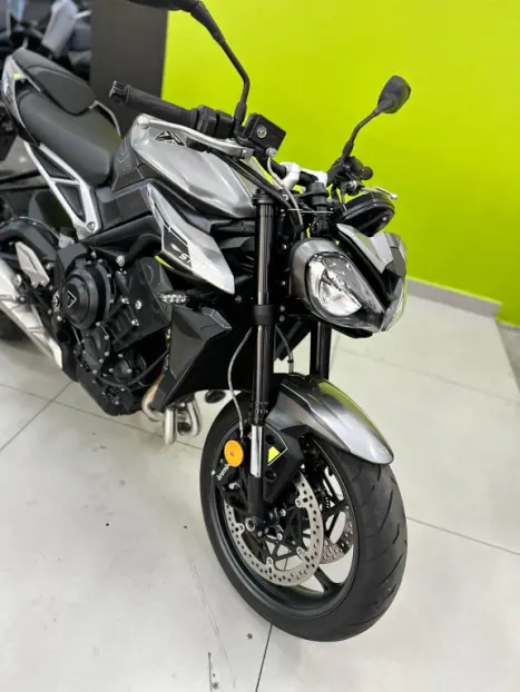 TRIUMPH Street Triple 765 R, Foto 8