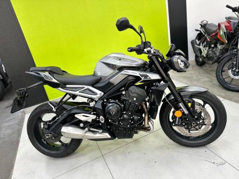 TRIUMPH Street Triple 765 R, Foto 12