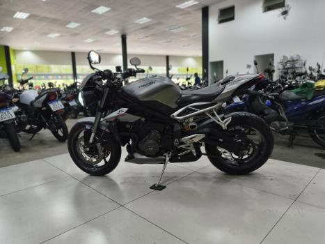 TRIUMPH Street Triple 765 RS, Foto 11