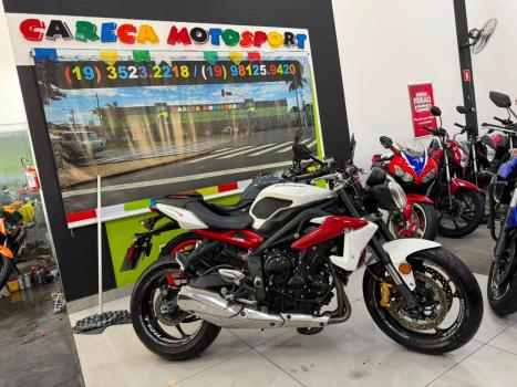 TRIUMPH Street Triple 675 , Foto 1