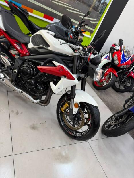 TRIUMPH Street Triple 675 , Foto 3