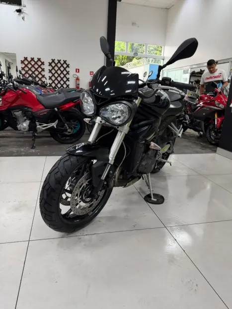 TRIUMPH Street Triple 765 , Foto 3