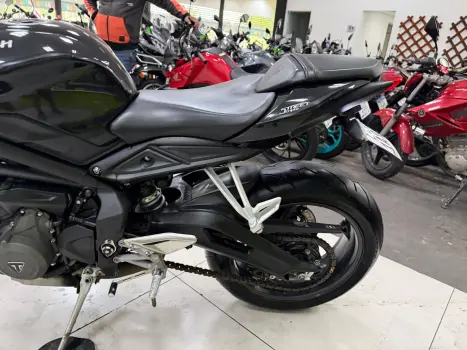 TRIUMPH Street Triple 765 , Foto 11