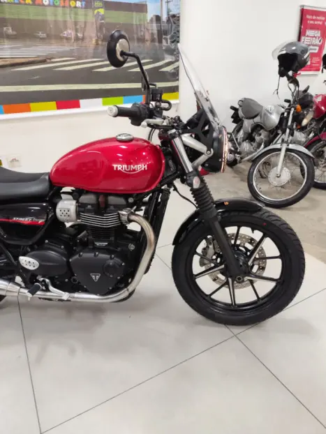 TRIUMPH Street Twin 900 , Foto 2 TRIUMPH Street Twin 900 , Foto 2