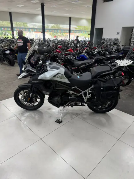 TRIUMPH Tiger 1200 GT, Foto 7