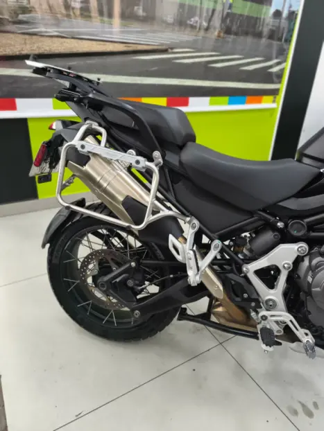 TRIUMPH Tiger 1200 RALLY BLACK EDITION, Foto 4