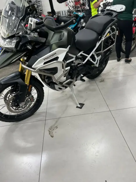 TRIUMPH Tiger 1200 RALLY EXPLORER, Foto 13