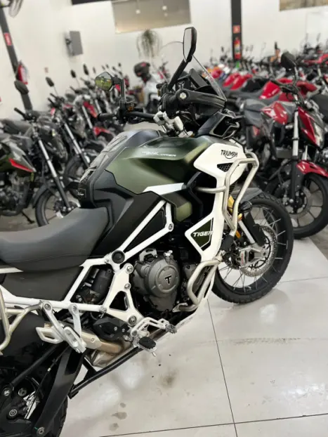 TRIUMPH Tiger 1200 RALLY EXPLORER, Foto 16