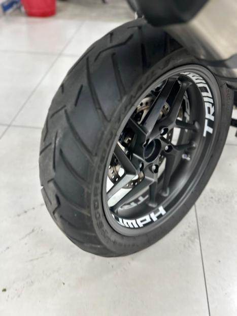 TRIUMPH Tiger 1200 XR, Foto 2