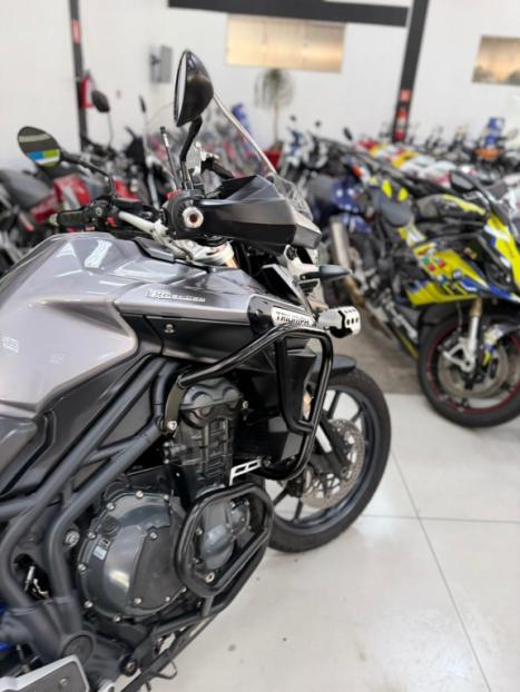 TRIUMPH Tiger 1200 XCA, Foto 9