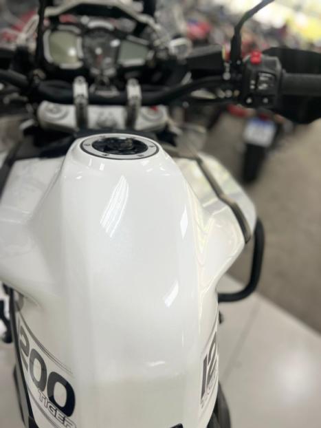 TRIUMPH Tiger 1200 XR, Foto 4