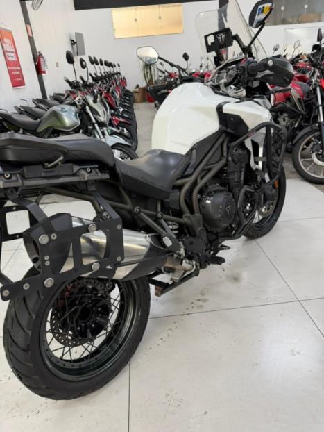TRIUMPH Tiger 1200 XCX, Foto 4