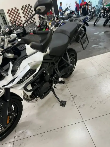 TRIUMPH Tiger 1200 XCX, Foto 3