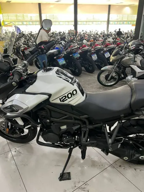 TRIUMPH Tiger 1200 XCX, Foto 5