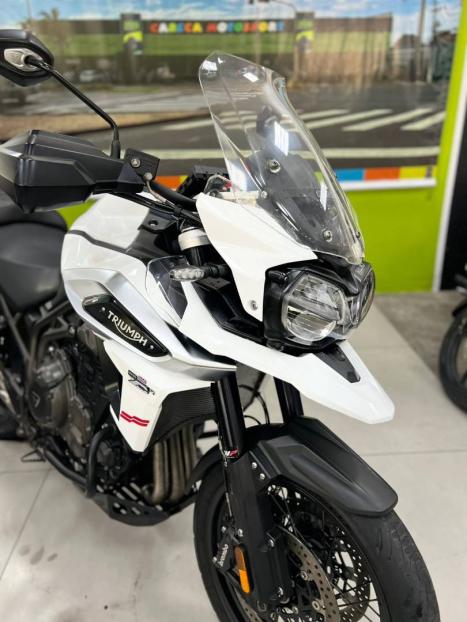 TRIUMPH Tiger 1200 XCX, Foto 2