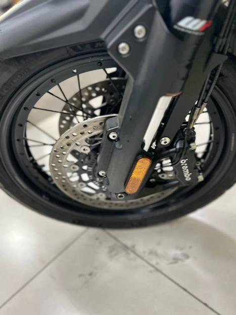 TRIUMPH Tiger 1200 XCX, Foto 5
