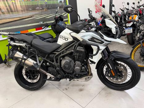 TRIUMPH Tiger 1200 XCX, Foto 2