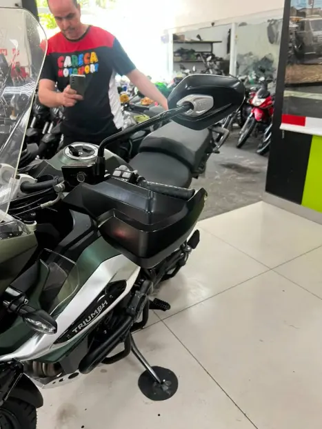 TRIUMPH Tiger 1200 XCX, Foto 14