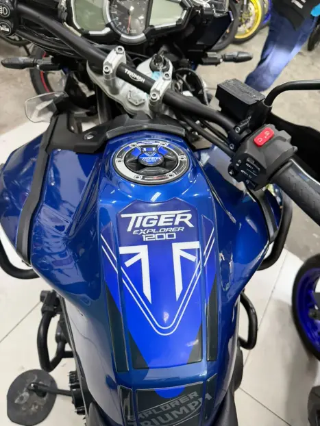 TRIUMPH Tiger 1200 XCX, Foto 5