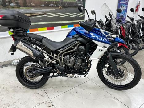 TRIUMPH Tiger 800 XCX, Foto 1