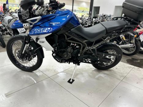 TRIUMPH Tiger 800 XCX, Foto 9