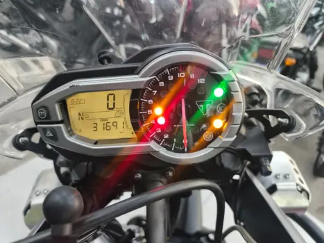 TRIUMPH Tiger 800 XCX, Foto 12
