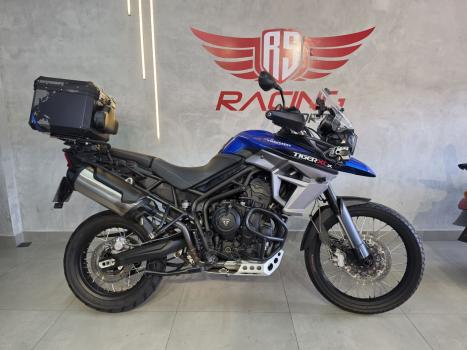 TRIUMPH Tiger 800 XCX, Foto 1