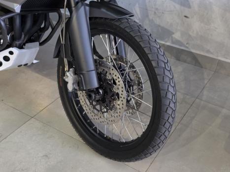 TRIUMPH Tiger 800 XCX, Foto 6
