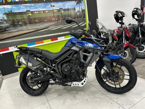 TRIUMPH Tiger 800 XRX, Foto 3