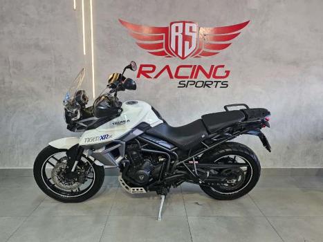 TRIUMPH Tiger 800 XRX L (LOW), Foto 2