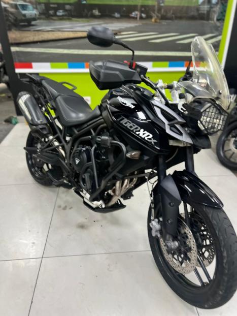 TRIUMPH Tiger 800 XRX, Foto 3