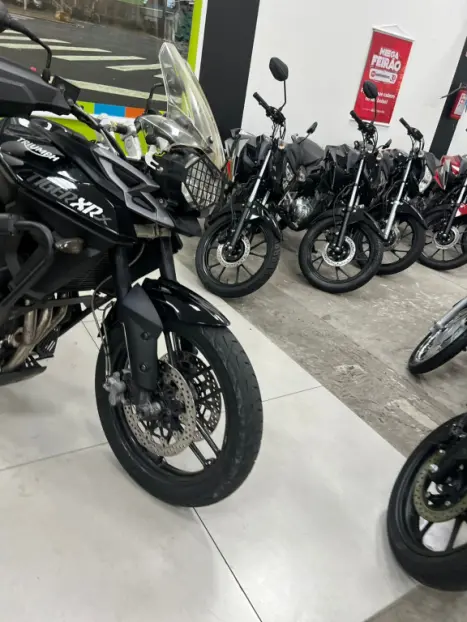 TRIUMPH Tiger 800 XRX, Foto 17