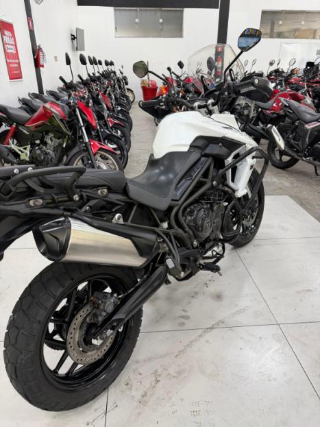 TRIUMPH Tiger 800 XRX, Foto 5