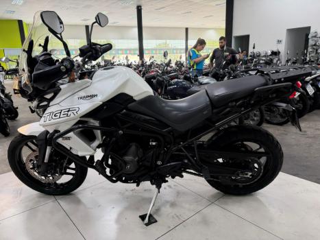 TRIUMPH Tiger 800 XRX, Foto 21