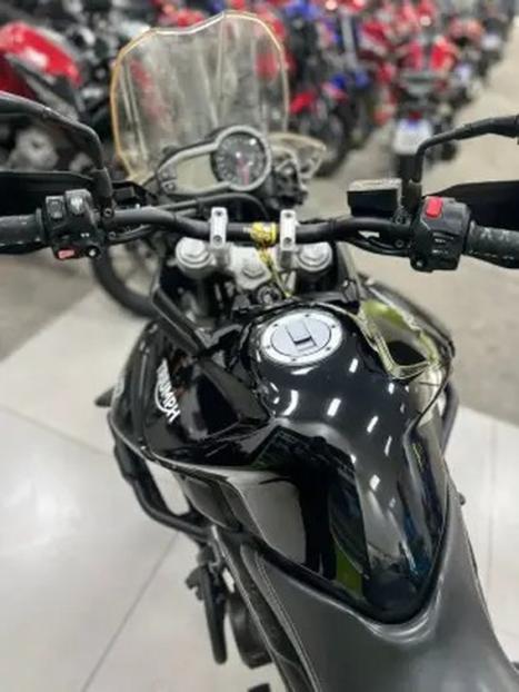 TRIUMPH Tiger 800 XRX, Foto 2